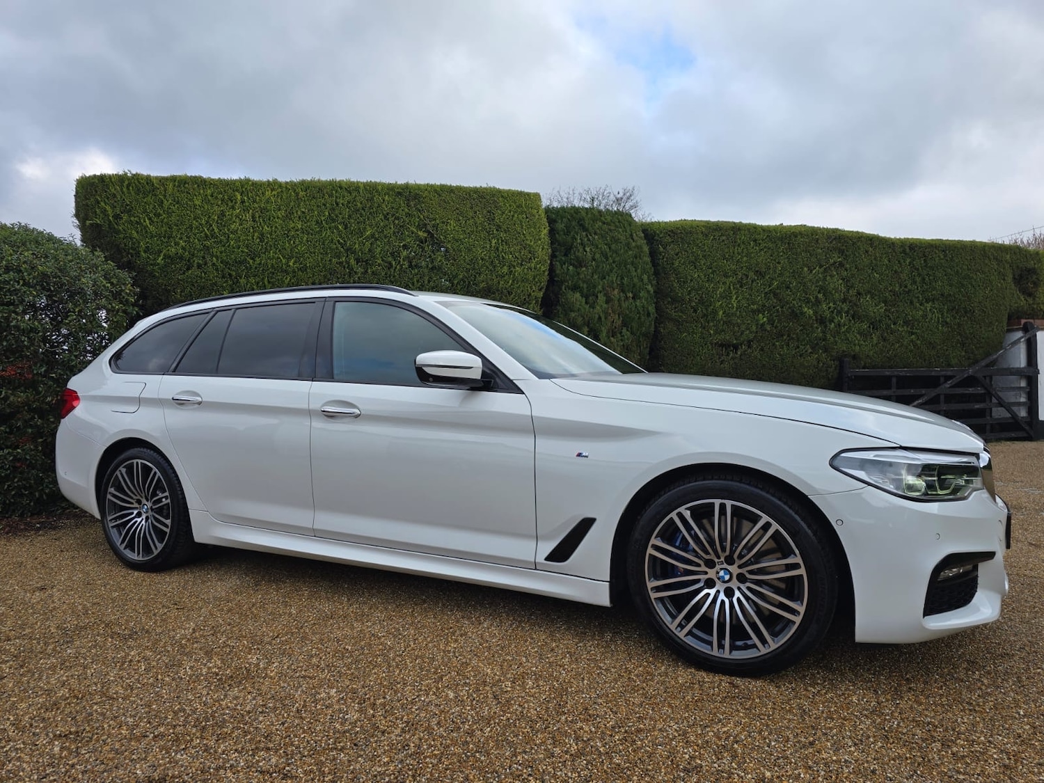 Used BMW 5 Series 2017 for sale - 77495101: Photo 2