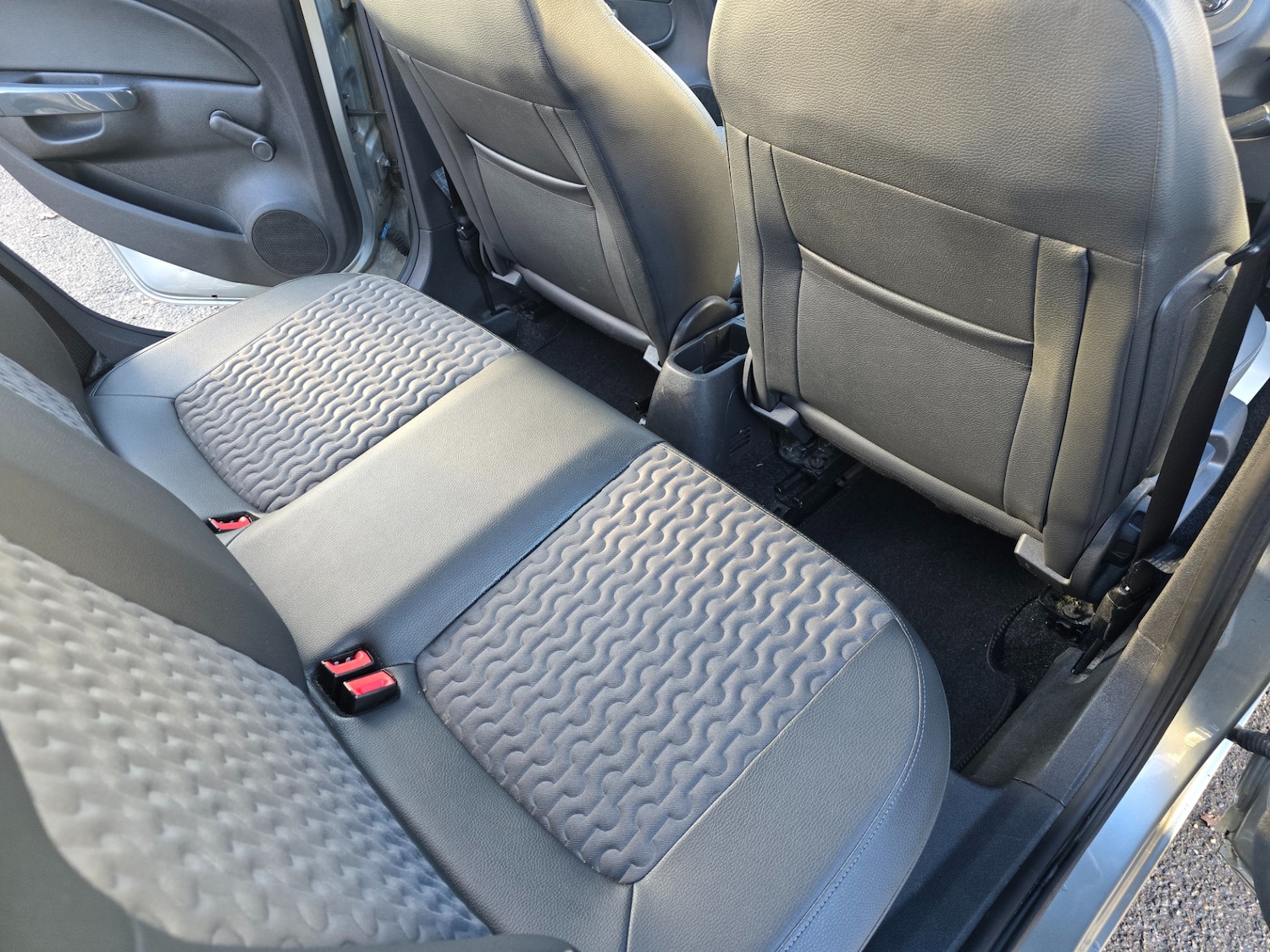 Used Vauxhall Corsa 2011 for sale - 76778092: Photo 12