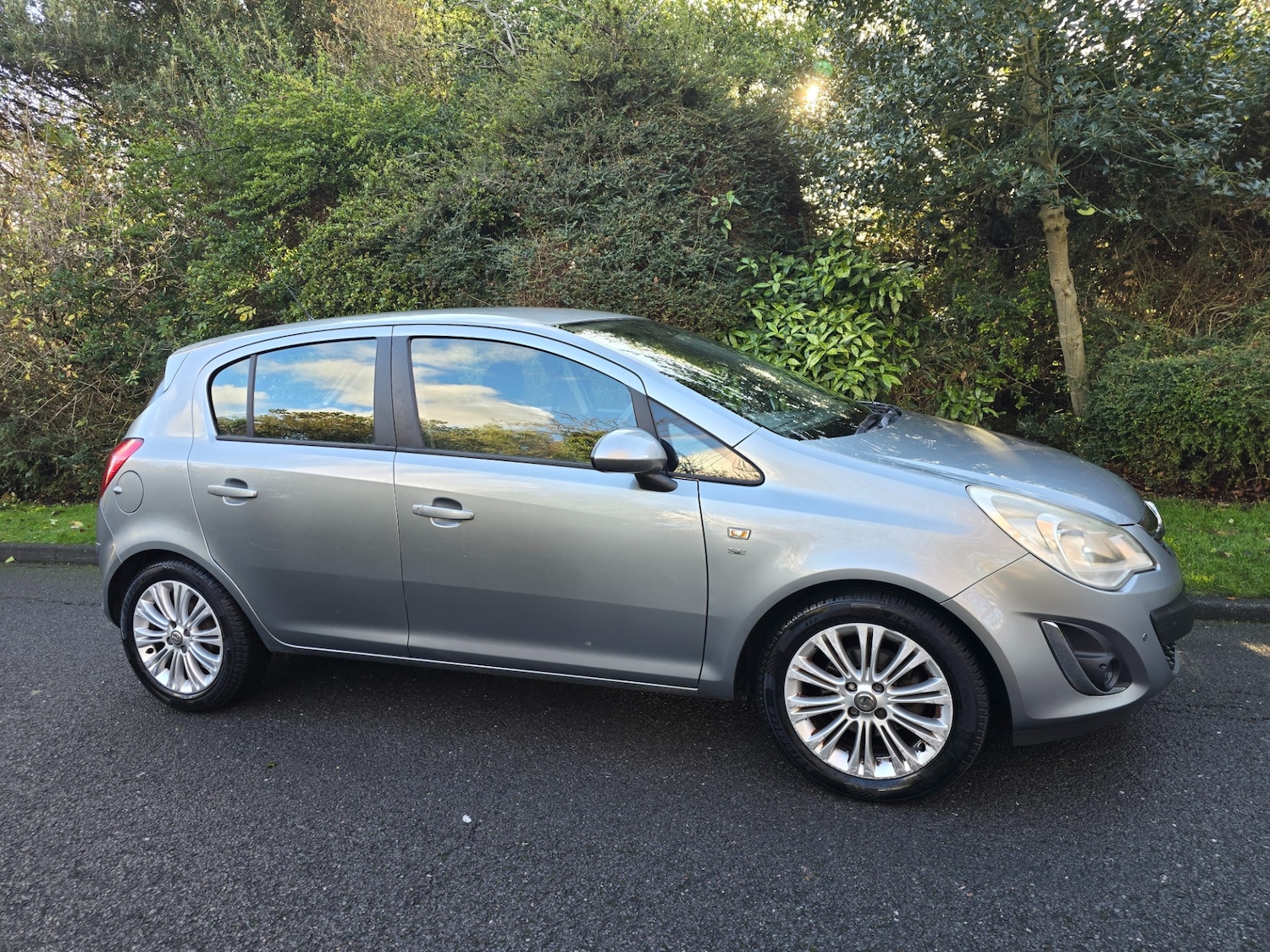 Used Vauxhall Corsa 2011 for sale - 76778092: Photo 5