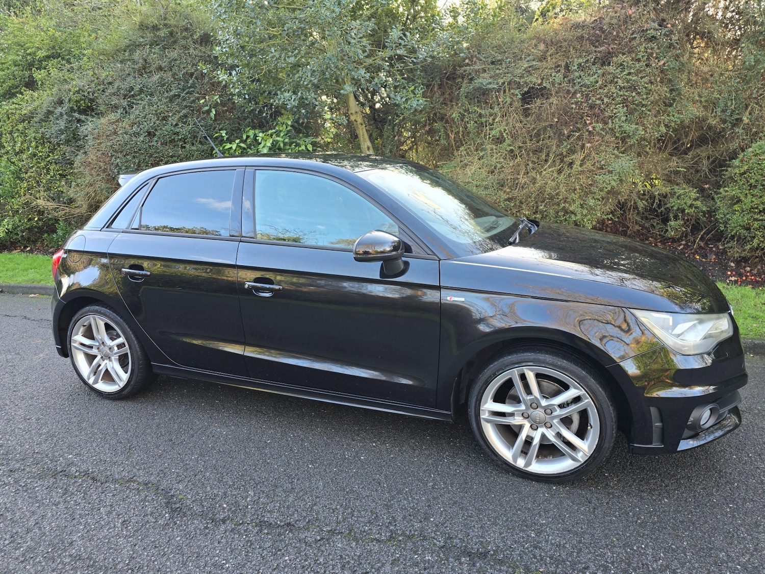 Used Audi A1 2014 for sale - 77129782: Photo 5