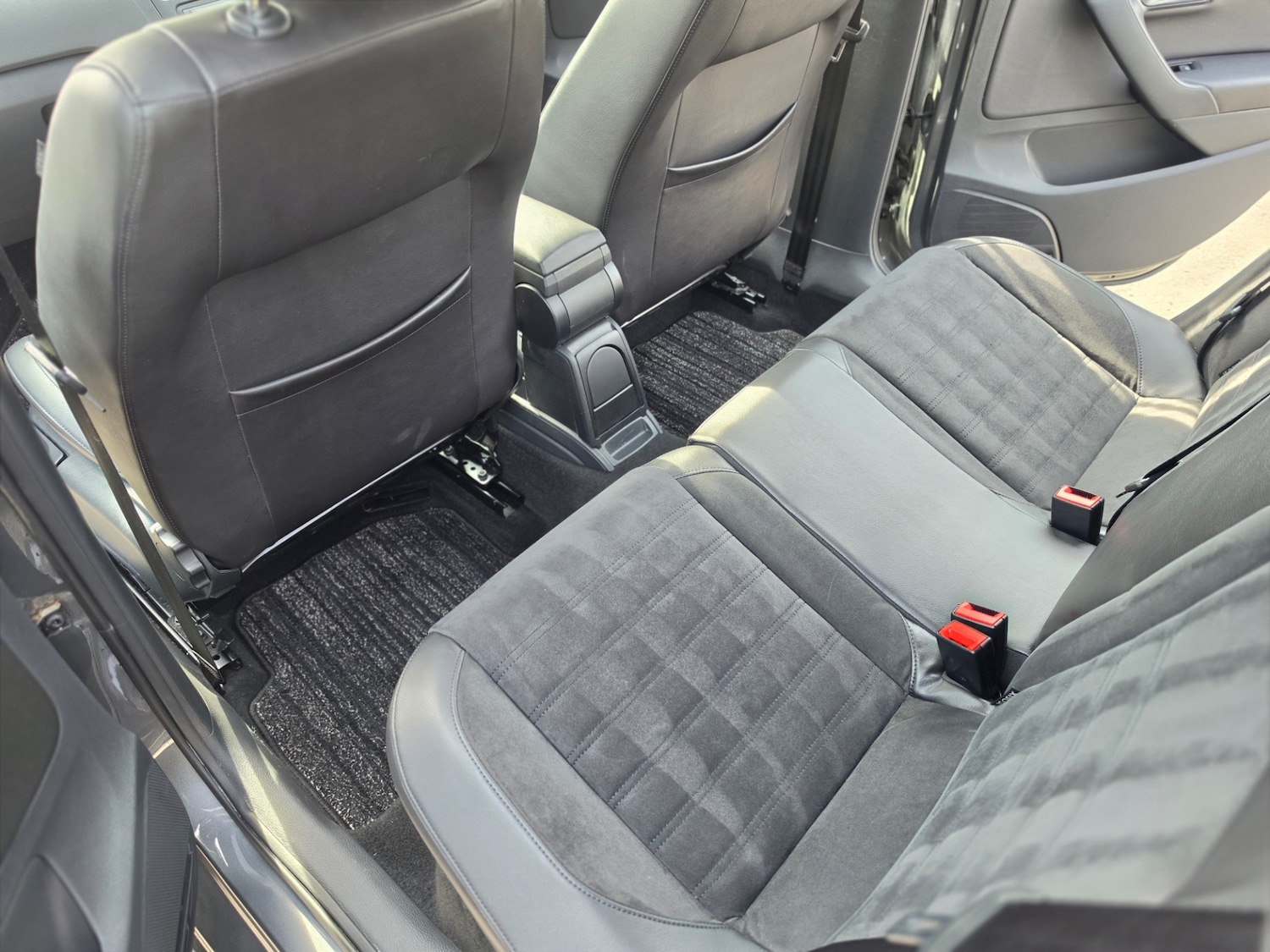 Used Volkswagen Polo 2017 for sale - 77980202: Photo 12