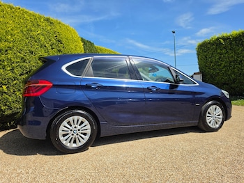 Used BMW 2 Series 2017 for sale - 78790040: Photo