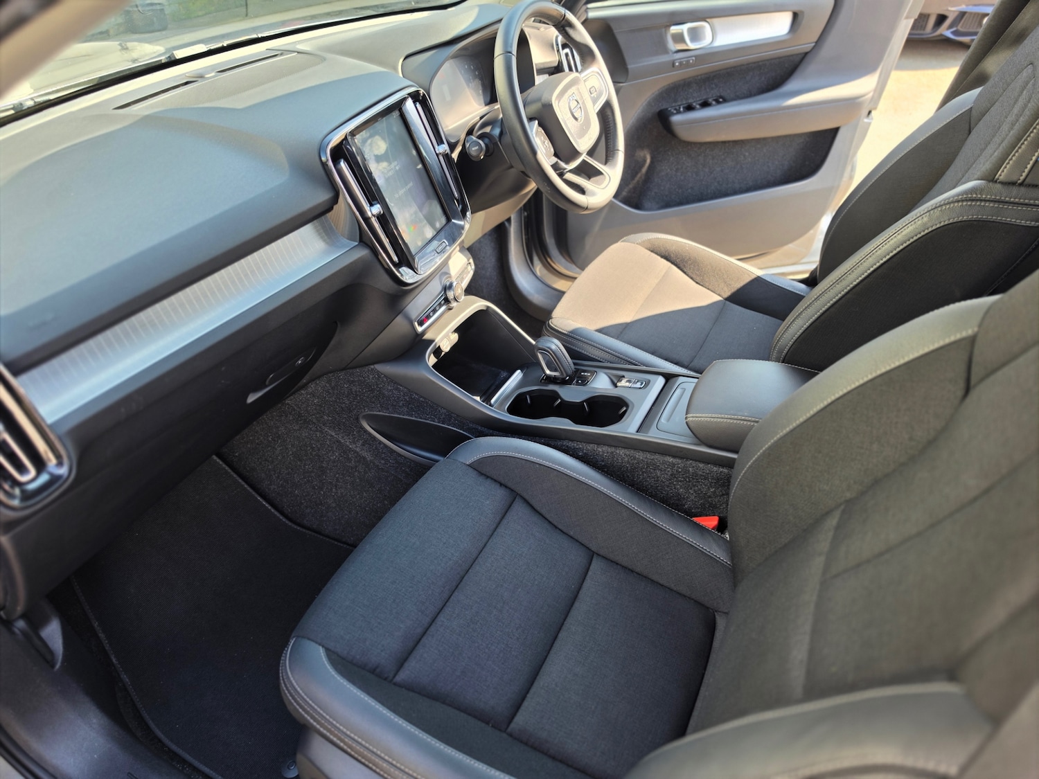 Used Volvo XC40 2018 for sale - 77980264: Photo 12