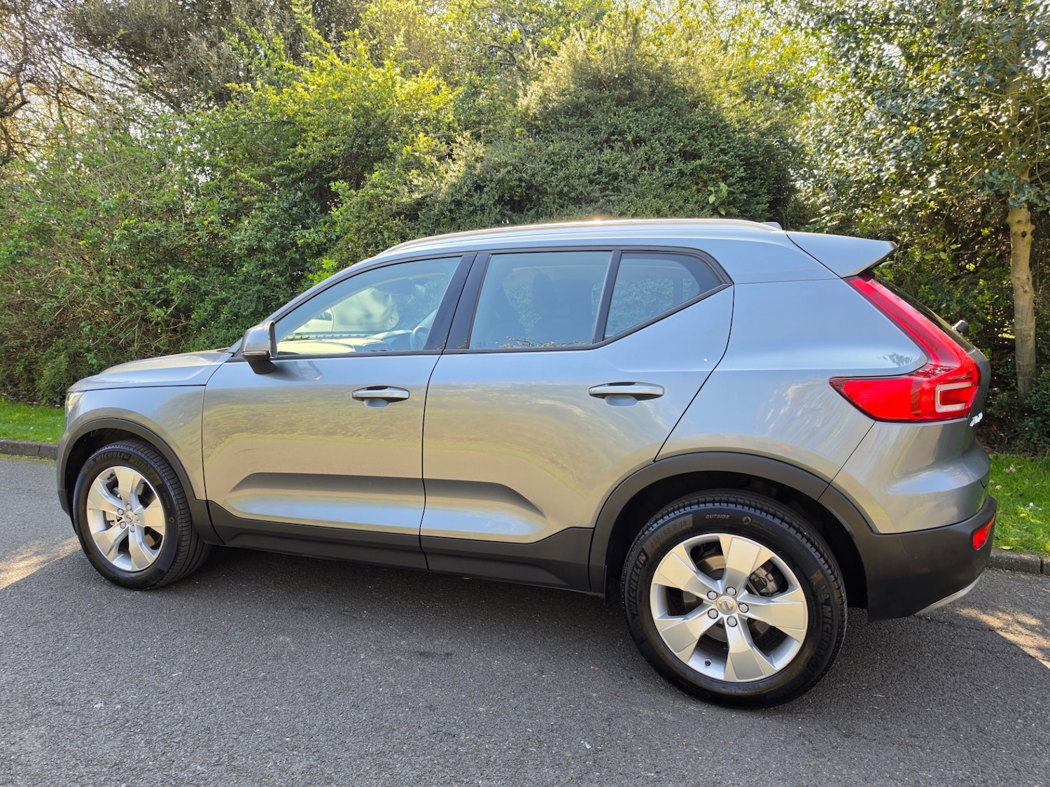 Used Volvo XC40 2018 for sale - 77980264: Photo 3