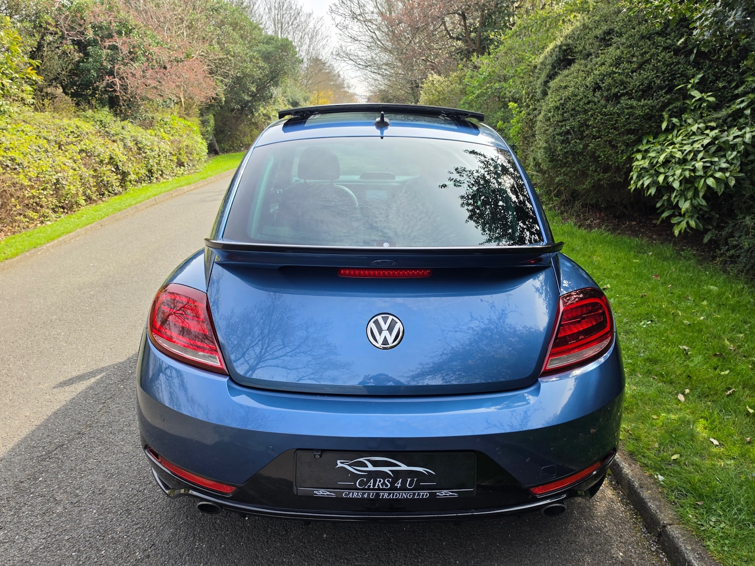 Used Volkswagen Beetle 2018 for sale - 77980784: Photo 10