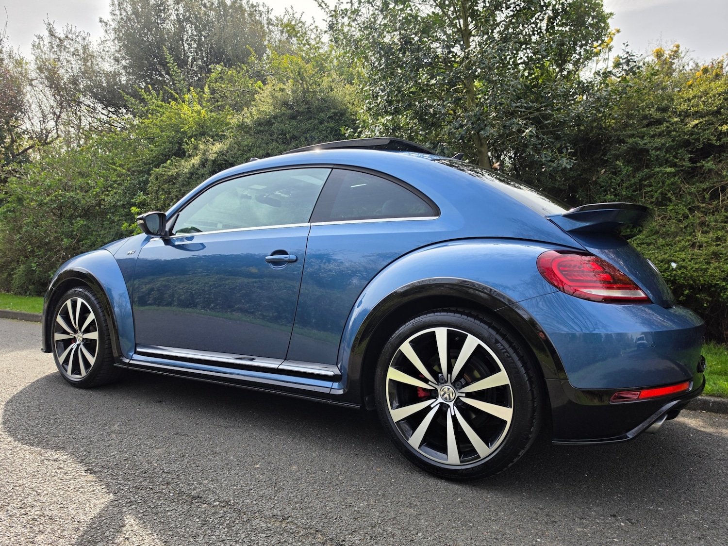 Used Volkswagen Beetle 2018 for sale - 77980784: Photo 4