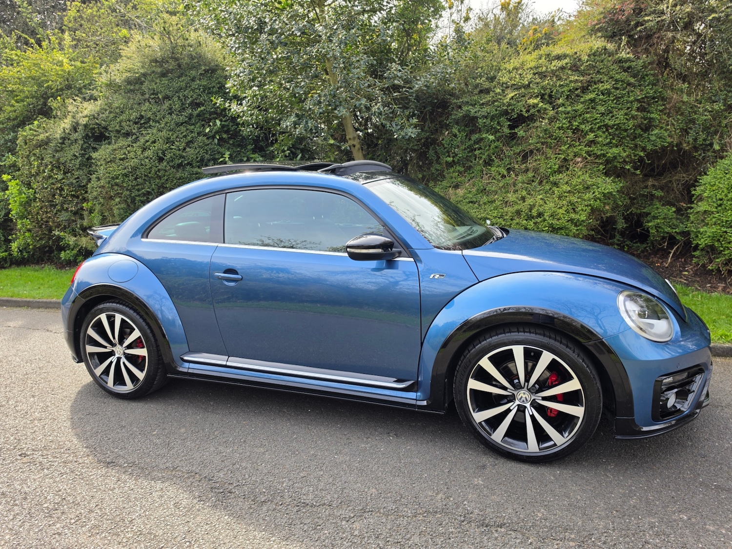 Used Volkswagen Beetle 2018 for sale - 77980784: Photo 5