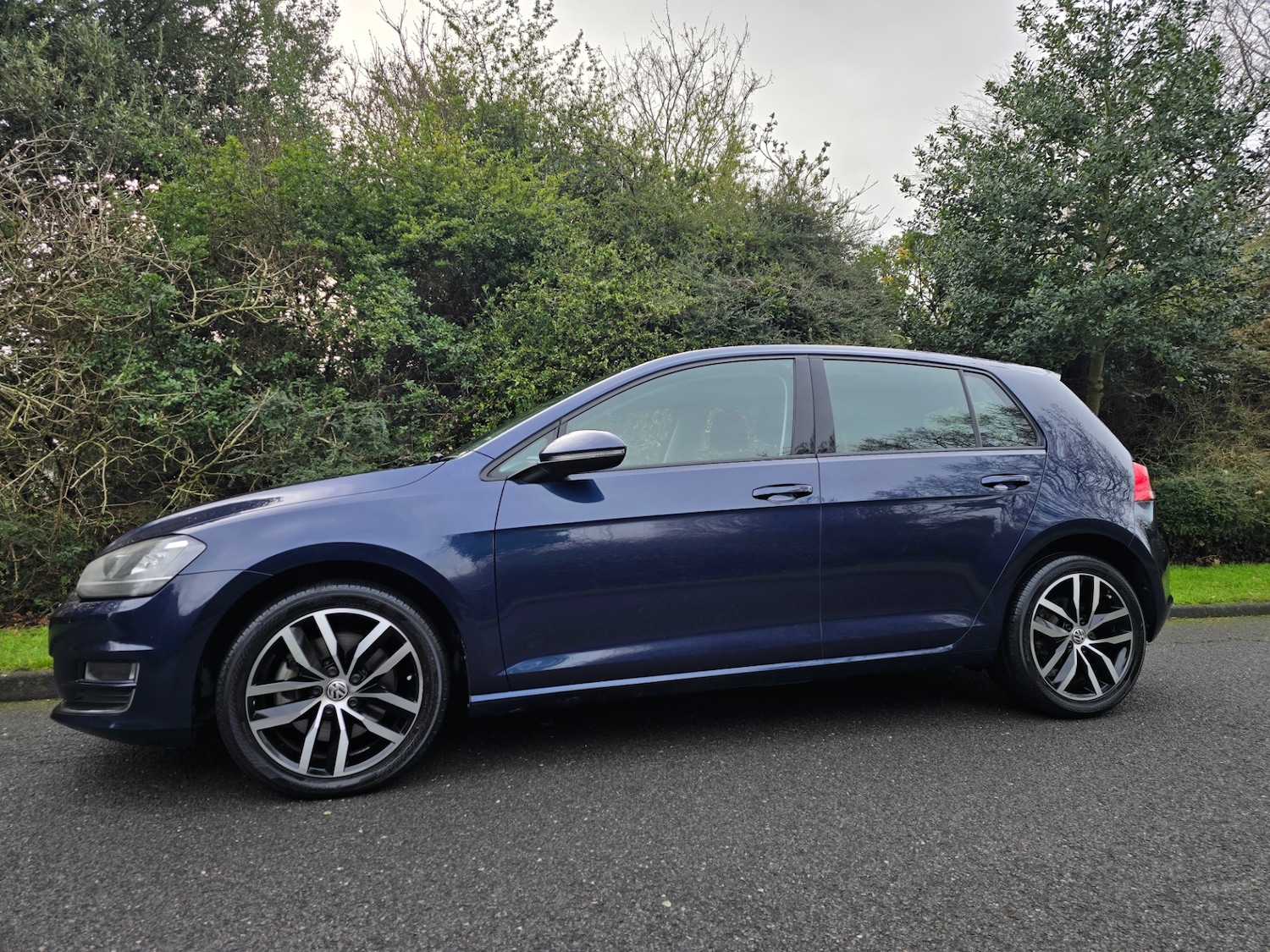 Used Volkswagen Golf 2014 for sale - 77173390: Photo 2