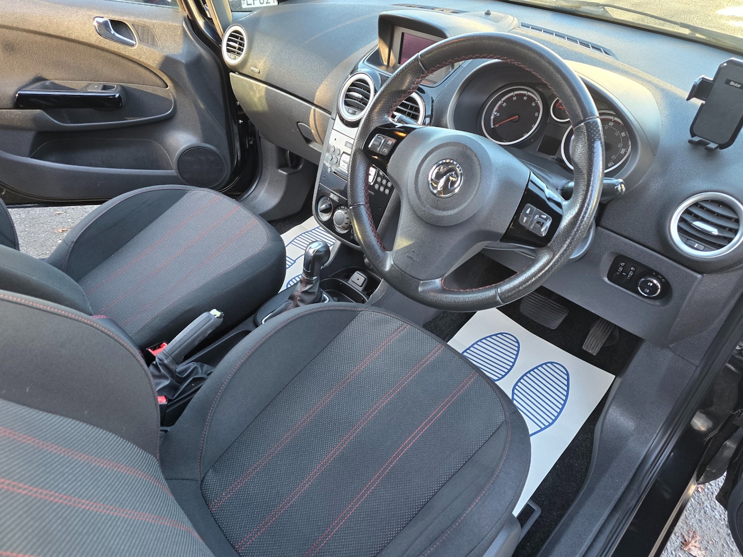 Used Vauxhall Corsa 2013 for sale - 76777983: Photo 11