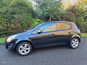 Vauxhall - Corsa