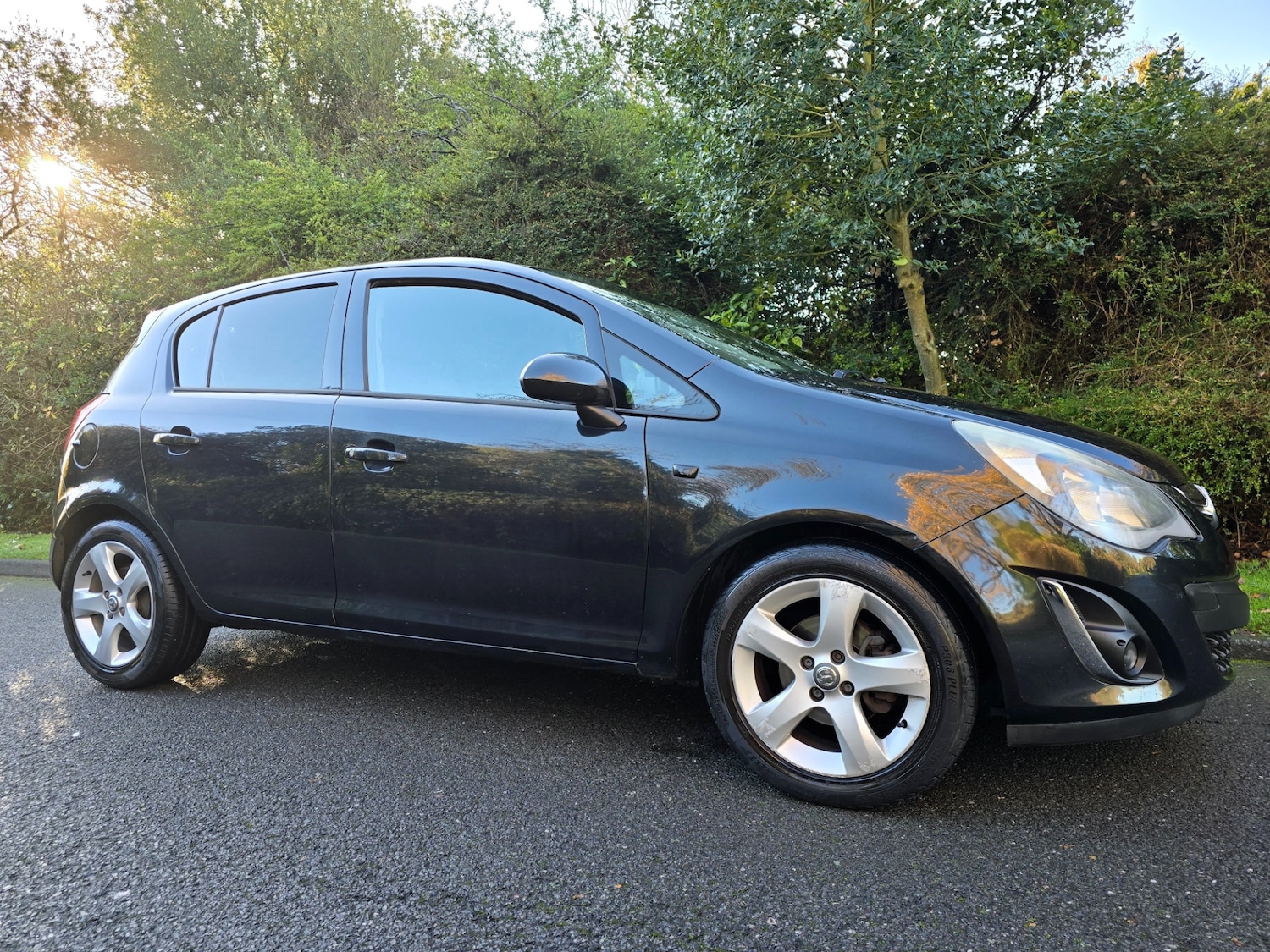 Used Vauxhall Corsa 2013 for sale - 76777983: Photo 6