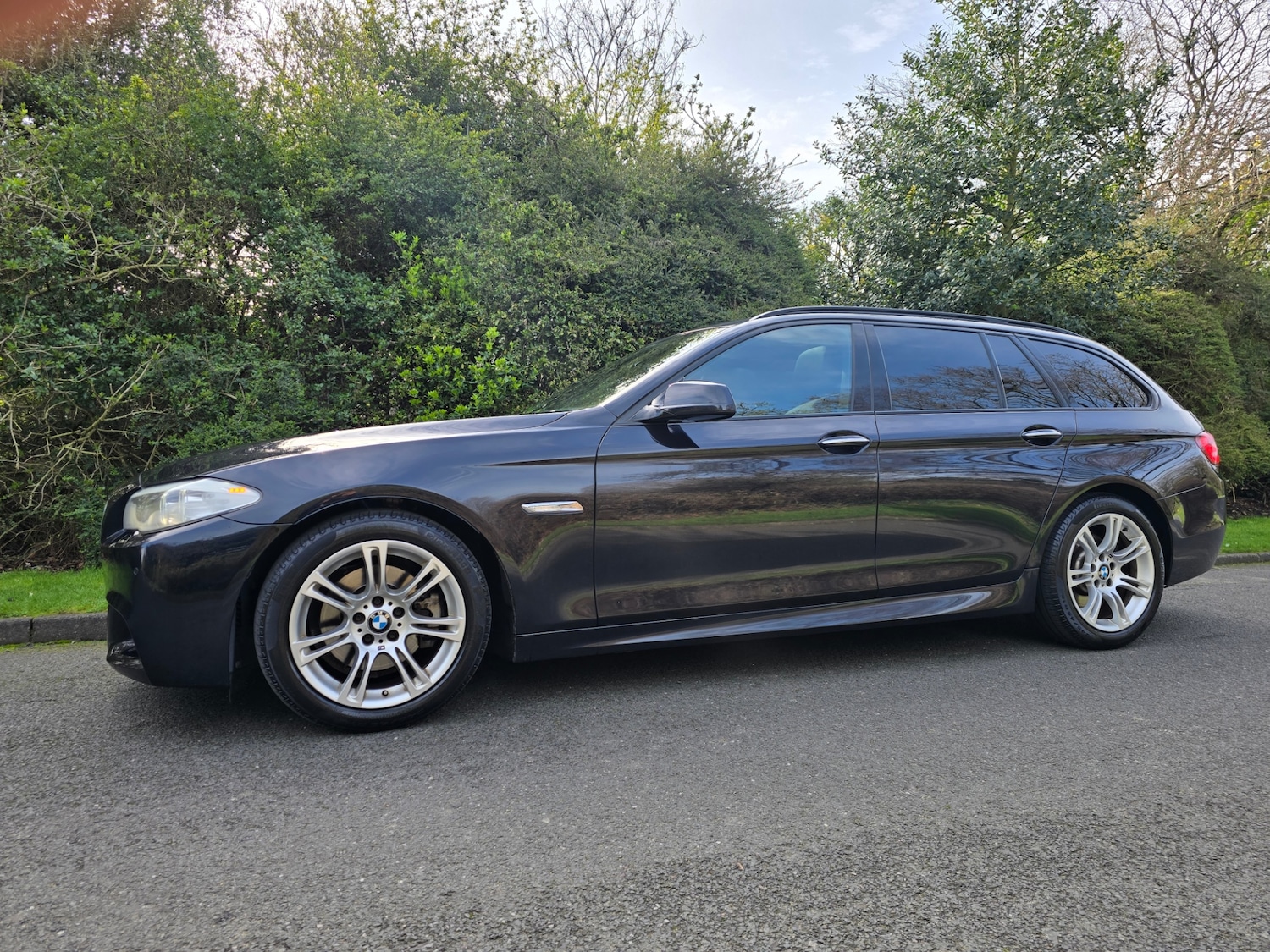 Used BMW 5 Series 2012 for sale - 77822739: Photo 2