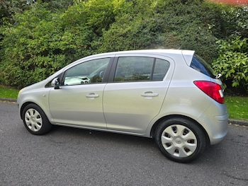 Used Vauxhall Corsa 2011 for sale - 76020139: Photo