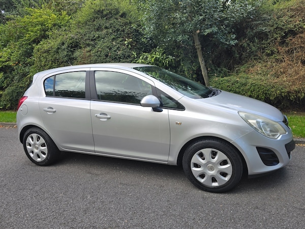 Used Vauxhall Corsa 2011 for sale - 76020139: Photo 5