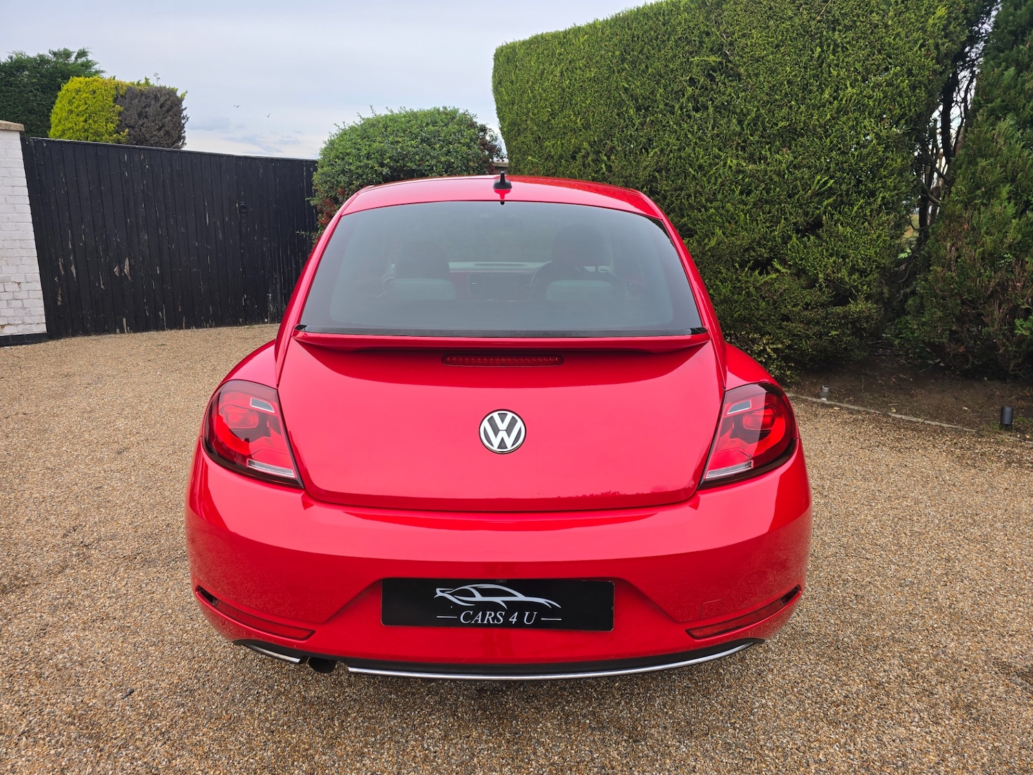 Used Volkswagen Beetle 2018 for sale - 76347424: Photo 10