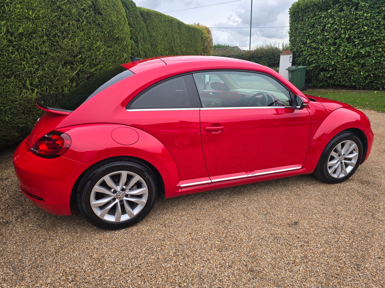 Used Volkswagen Beetle 2018 for sale - 76347424: Photo 3