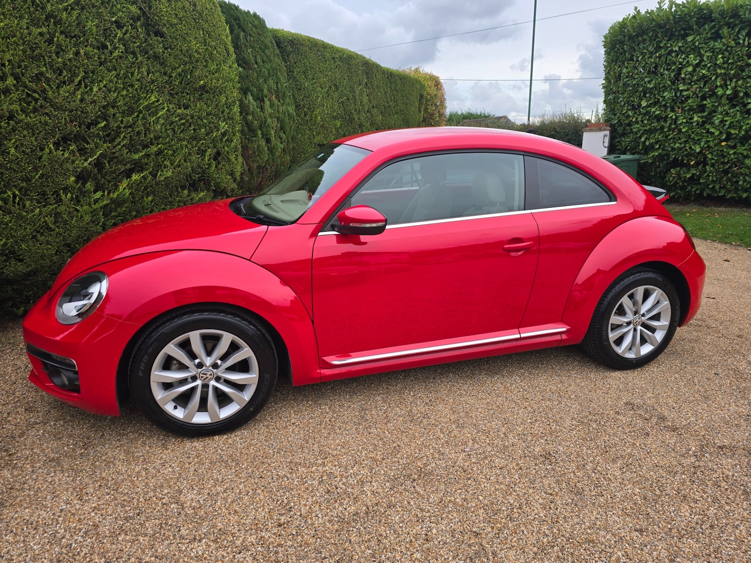 Used Volkswagen Beetle 2018 for sale - 76347424: Photo 5