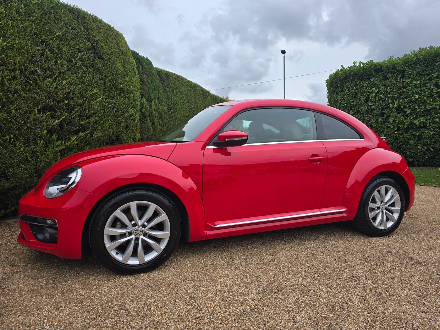 Used Volkswagen Beetle 2018 for sale - 76347424: Photo 6