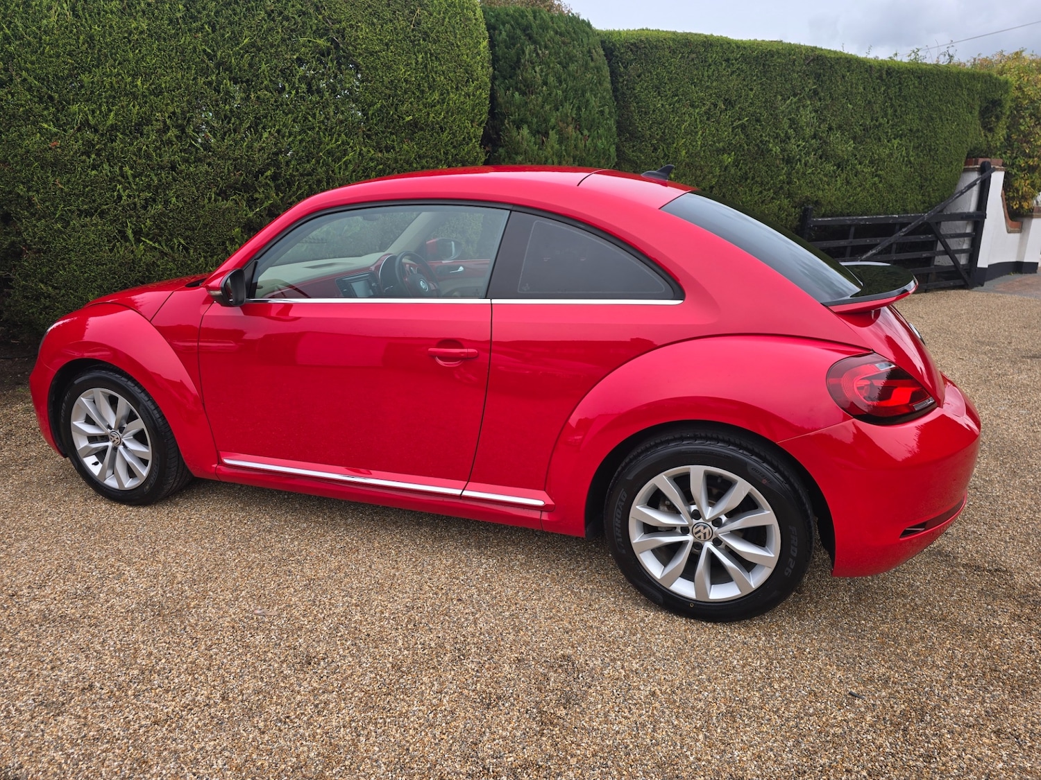 Used Volkswagen Beetle 2018 for sale - 76347424: Photo 7