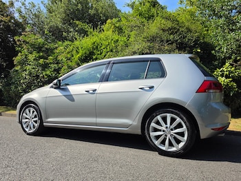 Used Volkswagen Golf 2014 for sale - 79131059: Photo