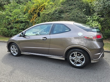 Used Honda Civic 2011 for sale - 75665395: Photo