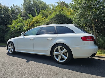 Used Audi A4 2009 for sale - 75596115: Photo