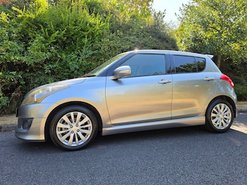 Used Suzuki Swift 2013 for sale - 79632820: Photo