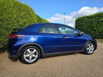 Used Honda Civic 2010 for sale - 75255939: Photo