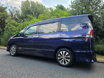 Used Nissan Serena 2018 for sale - 79168374: Photo