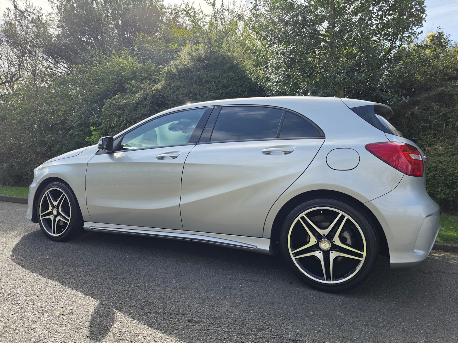 Used Mercedes-Benz A-Class 2014 for sale - 77906927: Photo 4
