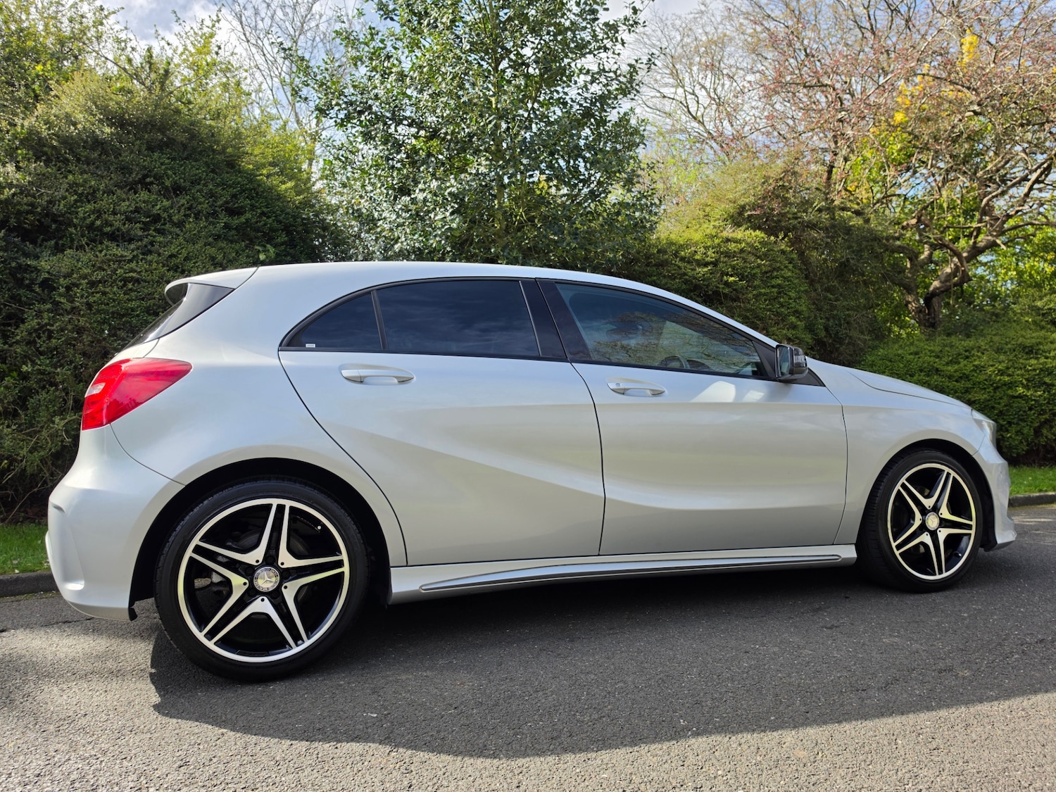Used Mercedes-Benz A-Class 2014 for sale - 77906927: Photo 8