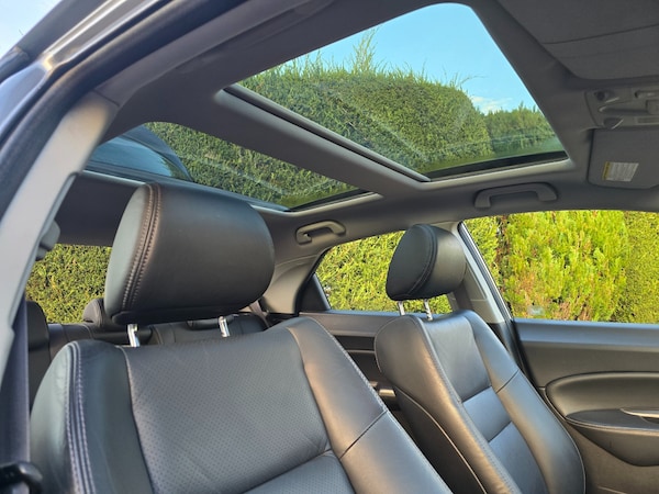 Used Honda Civic 2010 for sale - 76020146: Photo 10