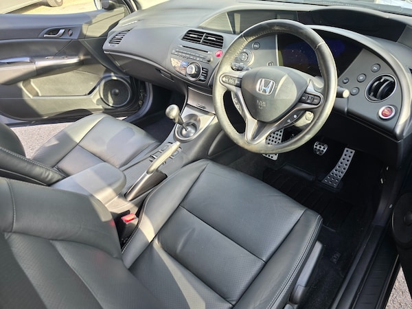Used Honda Civic 2010 for sale - 76020146: Photo 11