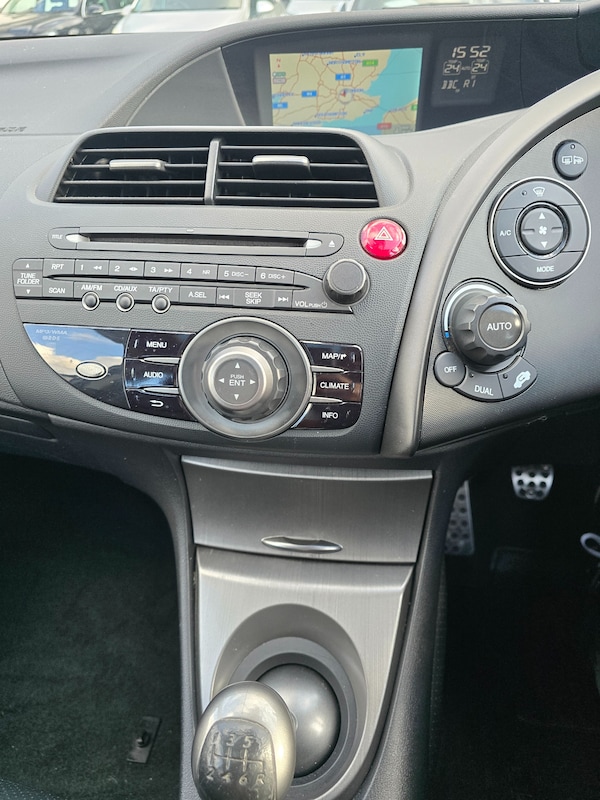 Used Honda Civic 2010 for sale - 76020146: Photo 14