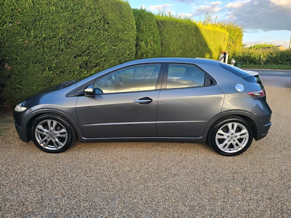 Used Honda Civic 2010 for sale - 76020146: Photo 15