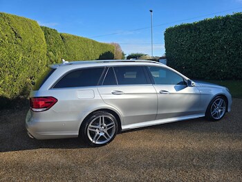 Used Mercedes-Benz E Class 2013 for sale - 77438770: Photo
