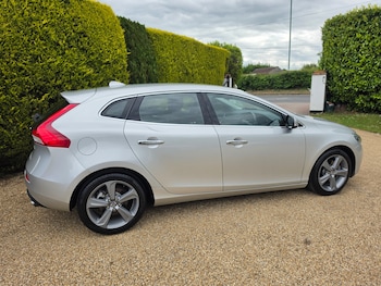 Used Volvo V40 2013 for sale - 78594911: Photo