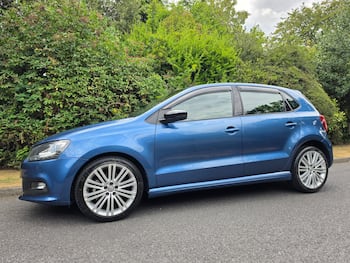 Used Volkswagen Polo 2015 for sale - 79697451: Photo