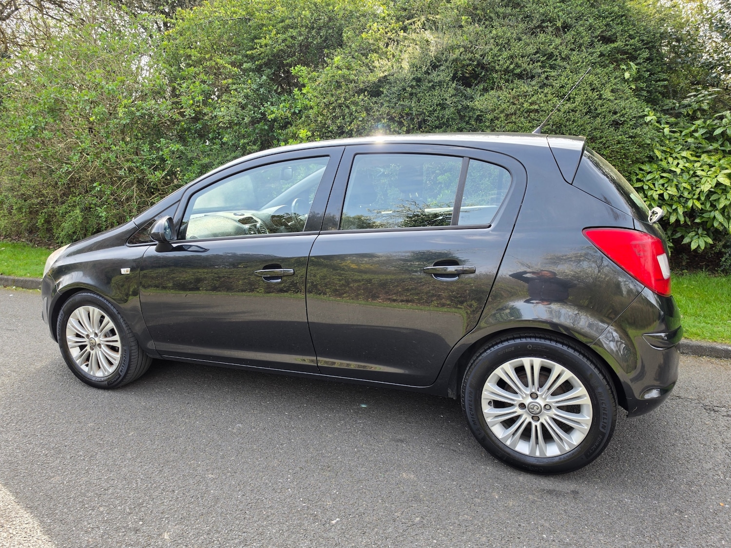 Used Vauxhall Corsa 2013 for sale - 77954326: Photo 3