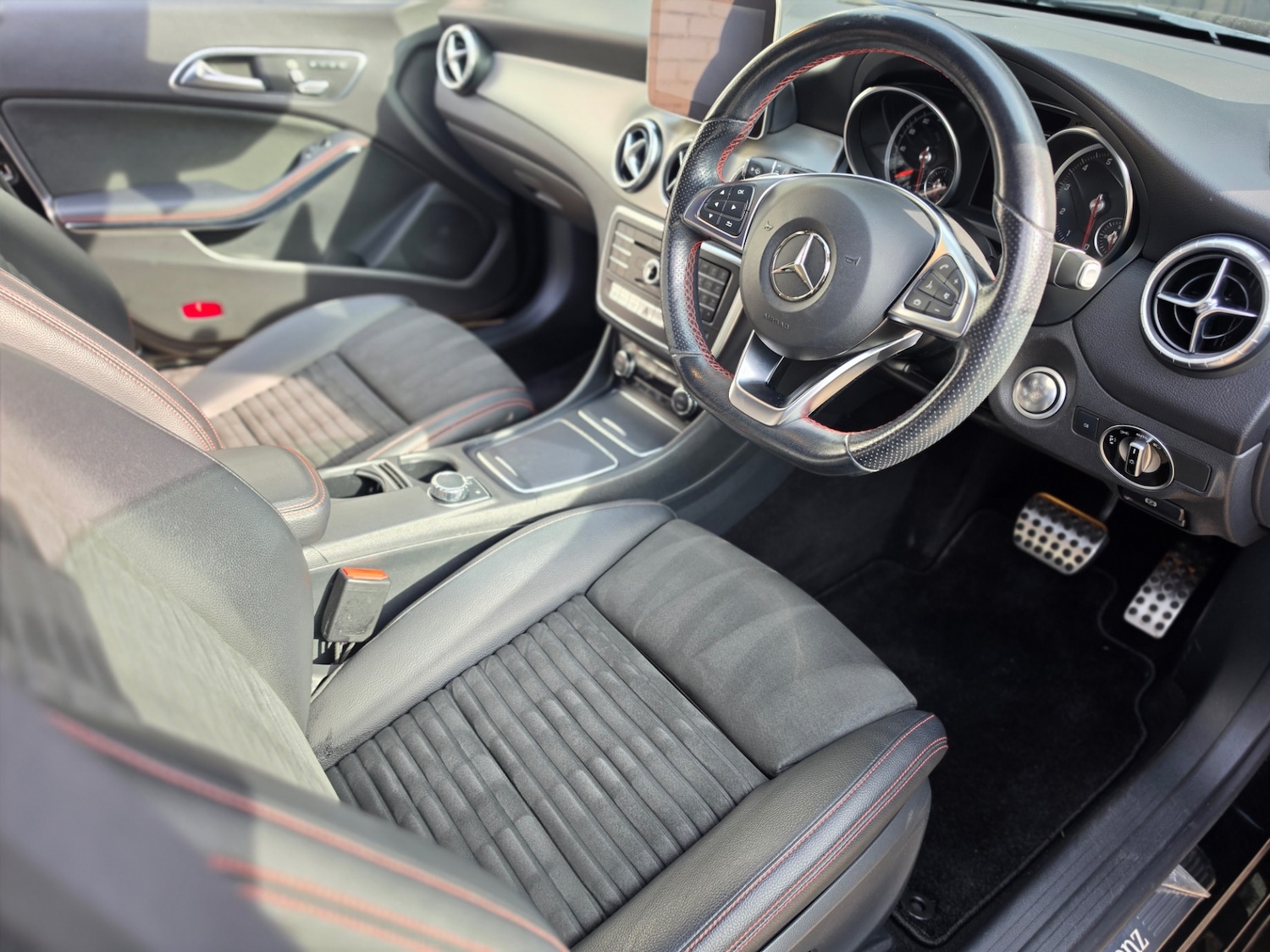 Used Mercedes-Benz CLA 2018 for sale - 77980005: Photo 11