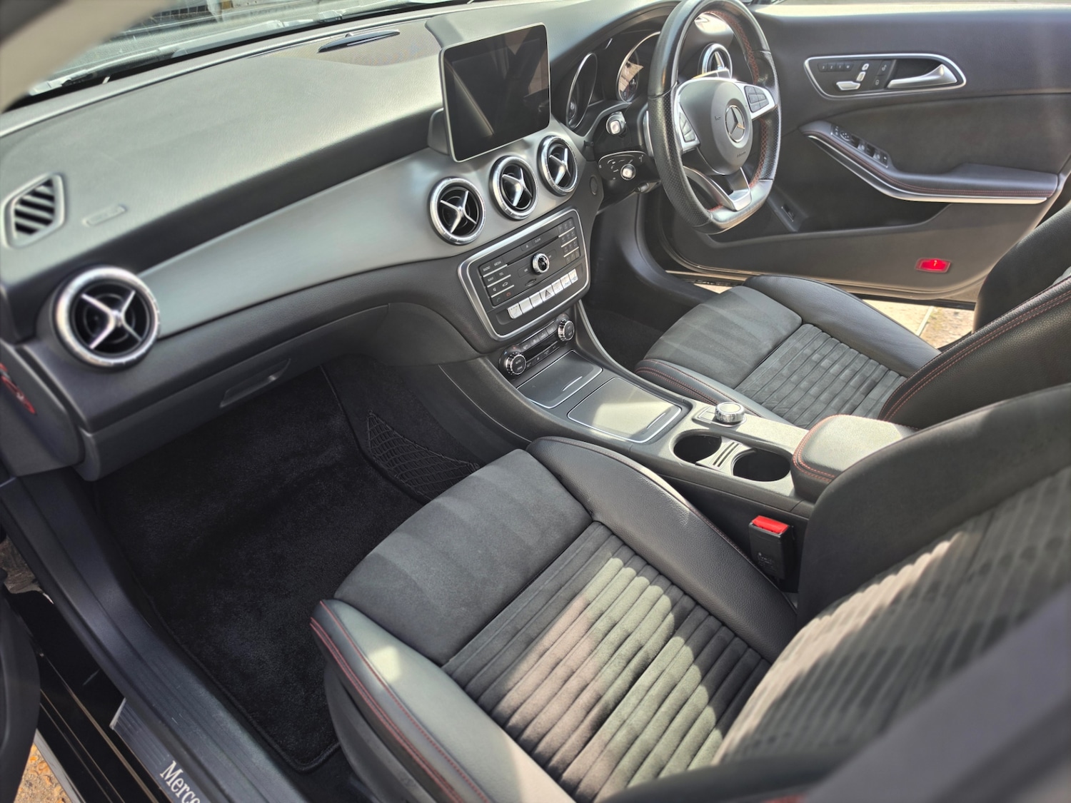 Used Mercedes-Benz CLA 2018 for sale - 77980005: Photo 13