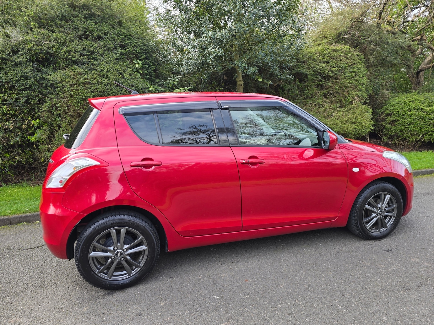 Used Suzuki Swift 2014 for sale - 77822717: Photo 3