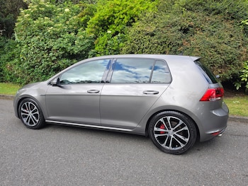 Used Volkswagen Golf 2014 for sale - 78808200: Photo