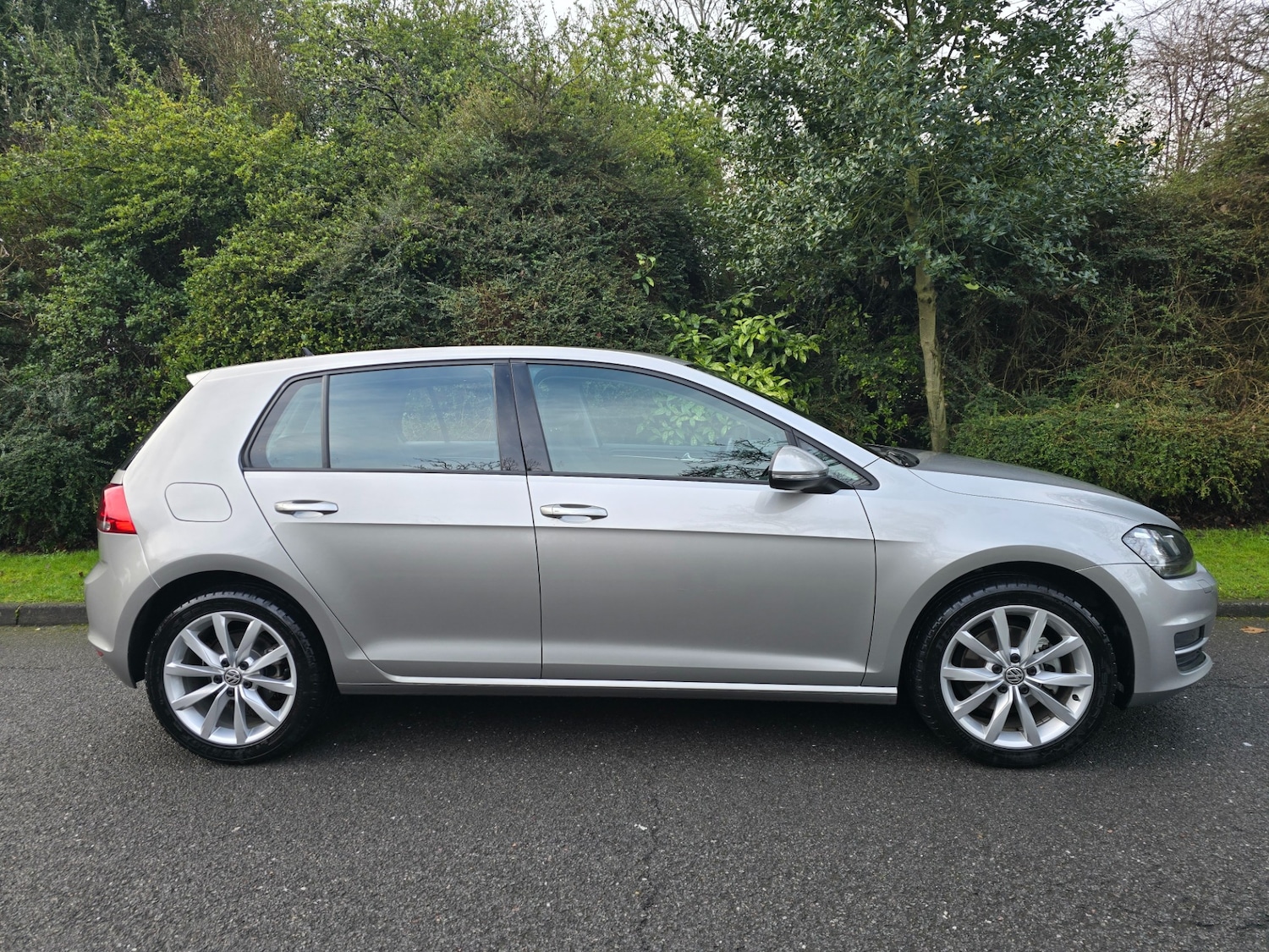 Used Volkswagen Golf 2014 for sale - 77253534: Photo 14
