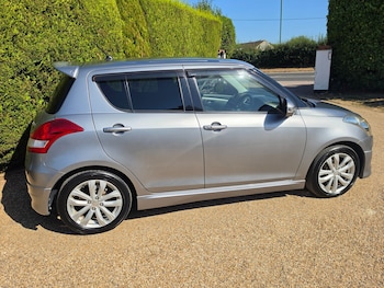 Used Suzuki Swift 2015 for sale - 79515726: Photo