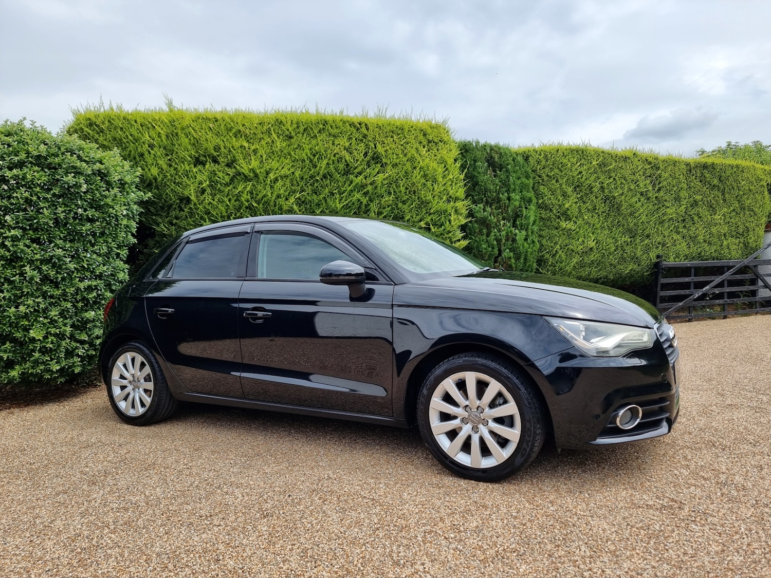 Used Audi A1 2012 for sale - 76149906: Photo 2