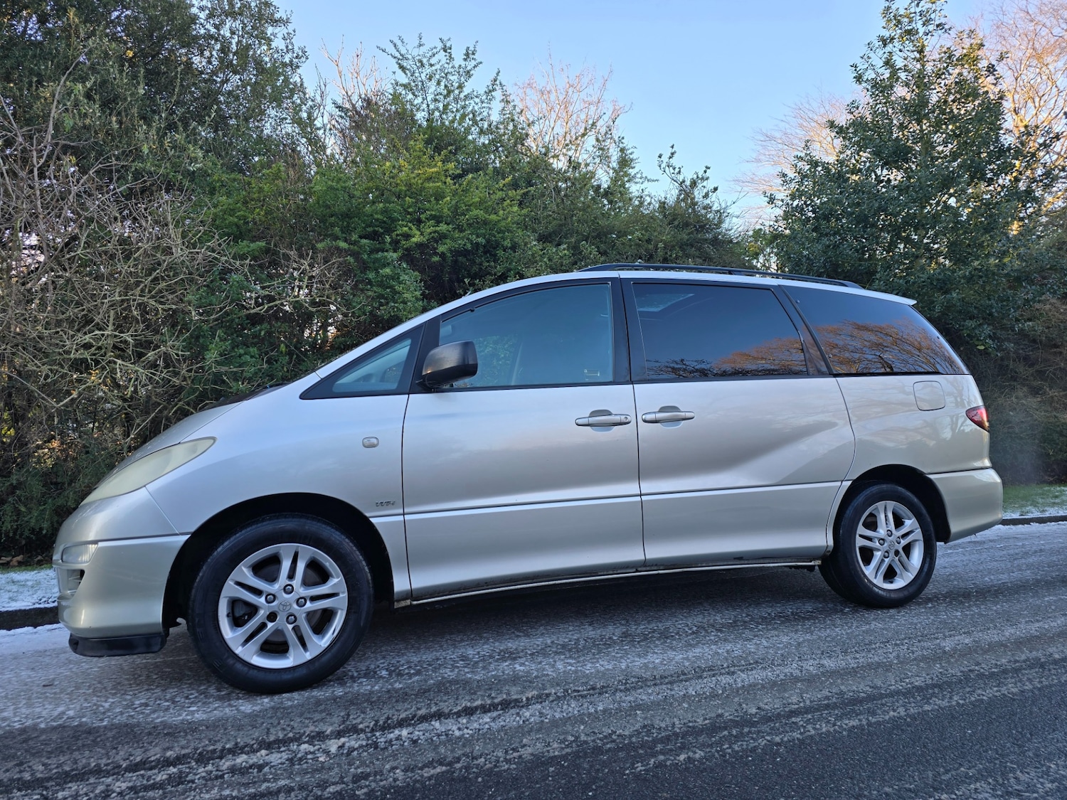 Used Toyota Previa 2004 for sale - 77129861: Photo 2