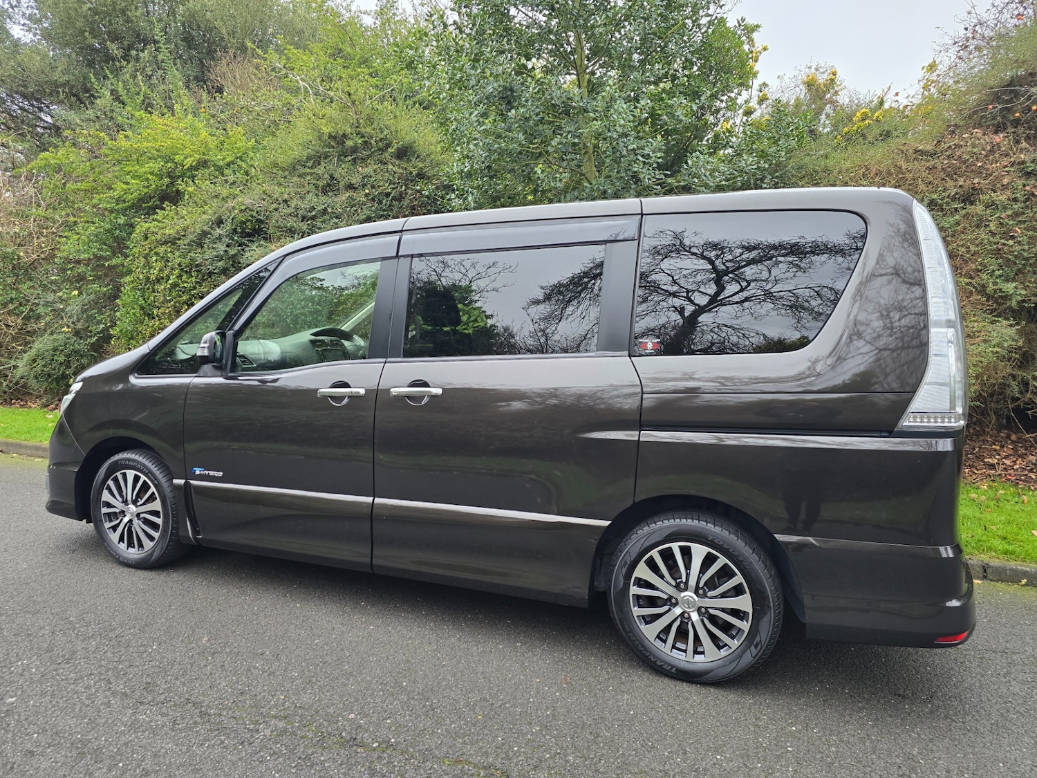 Used Nissan Serena 2014 for sale - 76984224: Photo 3