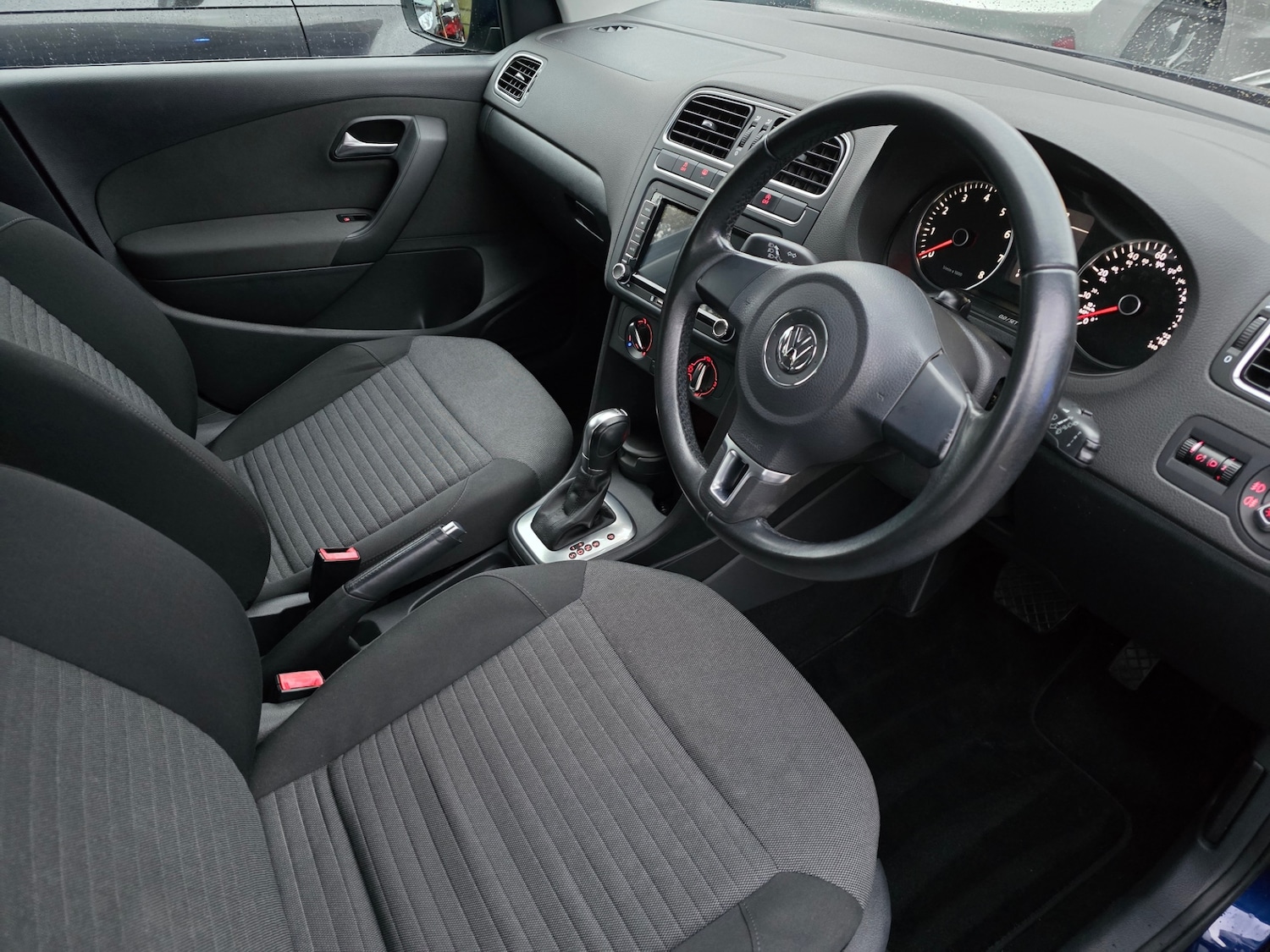 Used Volkswagen Polo 2013 for sale - 77482233: Photo 10