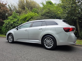 Used Toyota Avensis 2018 for sale - 78572608: Photo